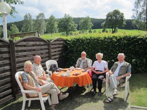 Kaffeerunde auf dem Hof Kilbe